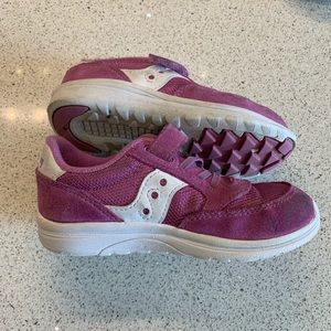 Toddler girls saucony sneakers size 10